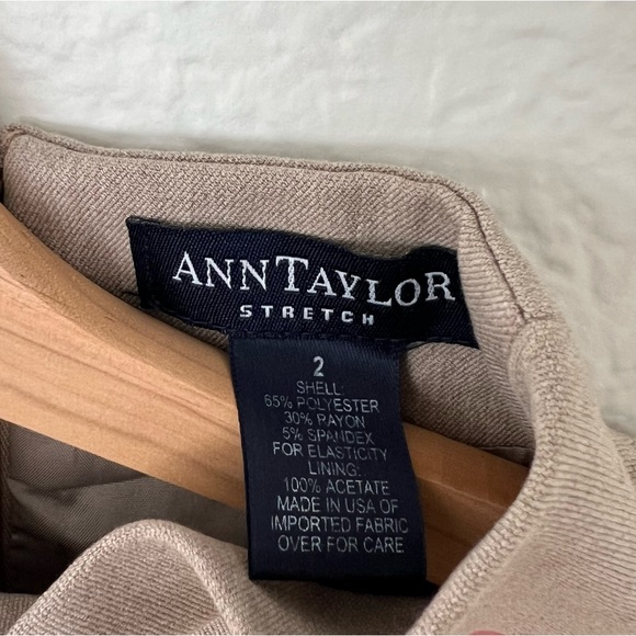 Ann Taylor Stretch Tan Mock Neck Tailored Fitted Top, 3/4 length sleeves, Size 2 - Picture 3 of 4